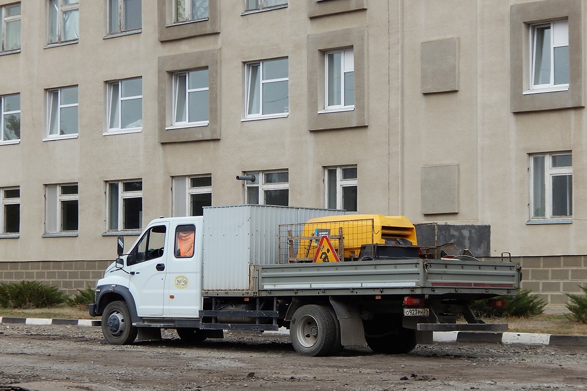 Белгородская область, № О 923 РН 31 — ГАЗ-C42R33