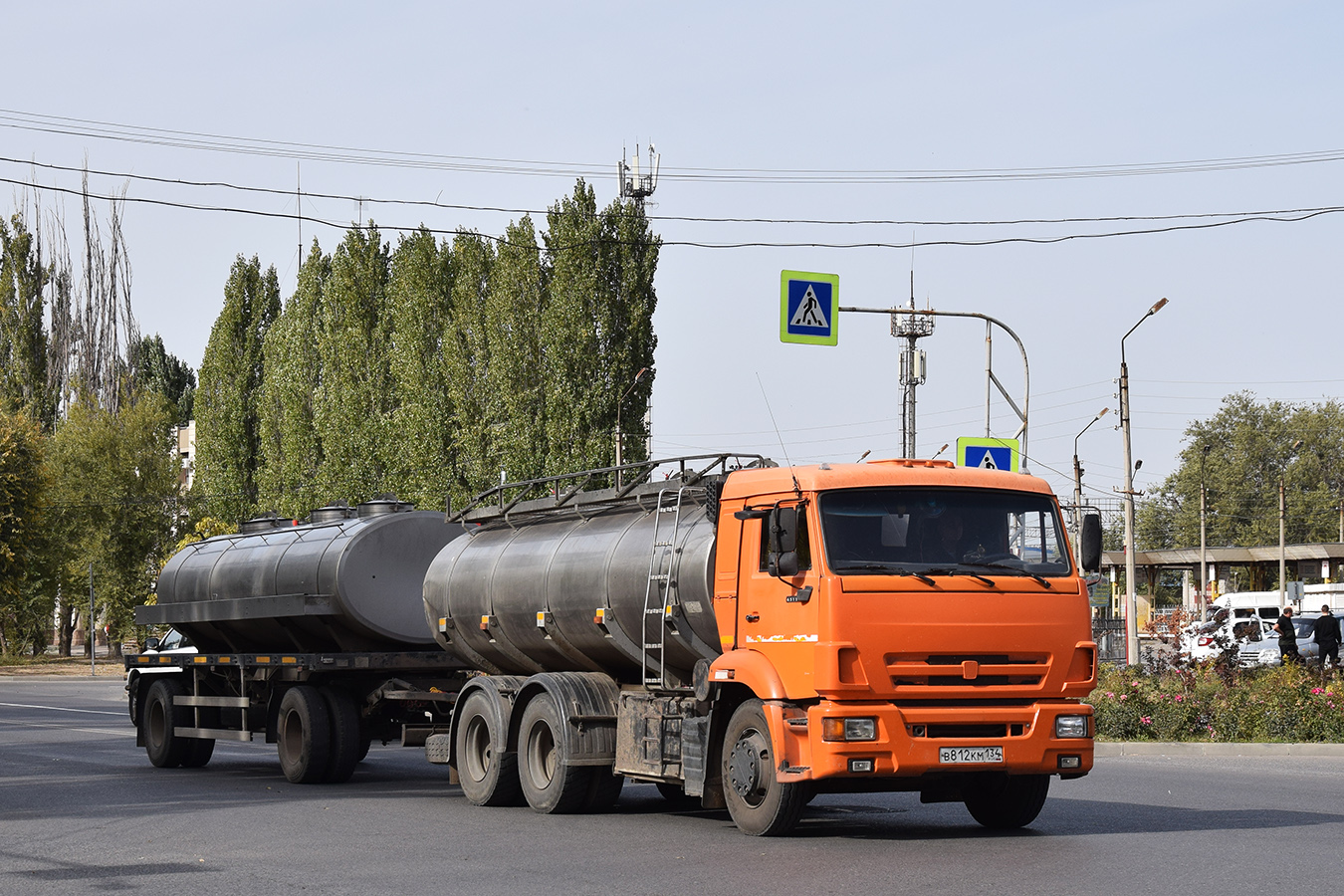 Волгоградская область, № В 812 КМ 134 — КамАЗ-65115-A4(23)