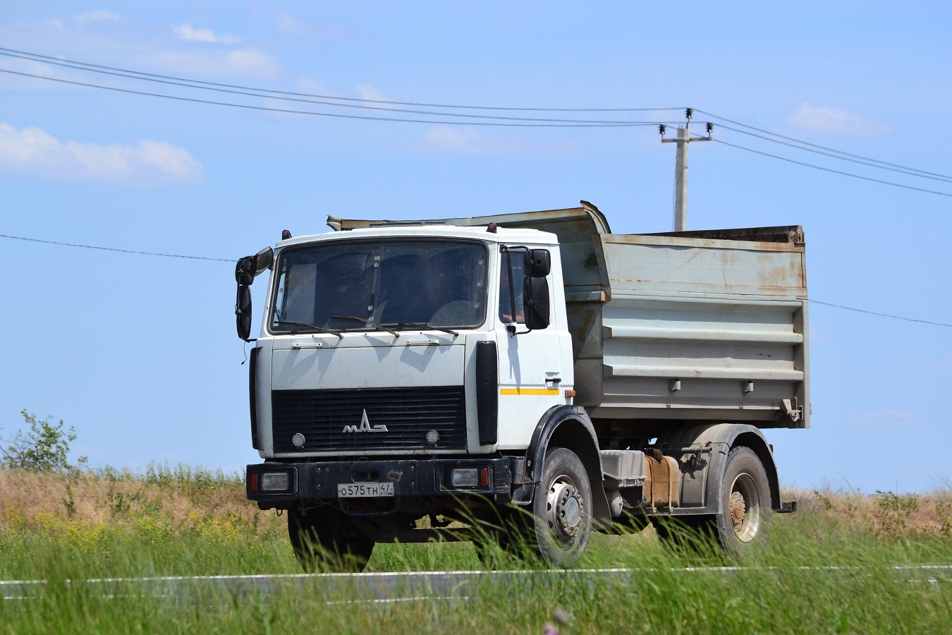 Волгоградская область, № О 575 ТН 47 — МАЗ-5551A2