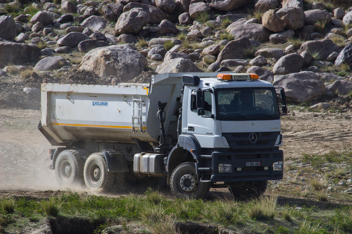 Другие страны, № S 600-600 — Mercedes-Benz Axor 3340