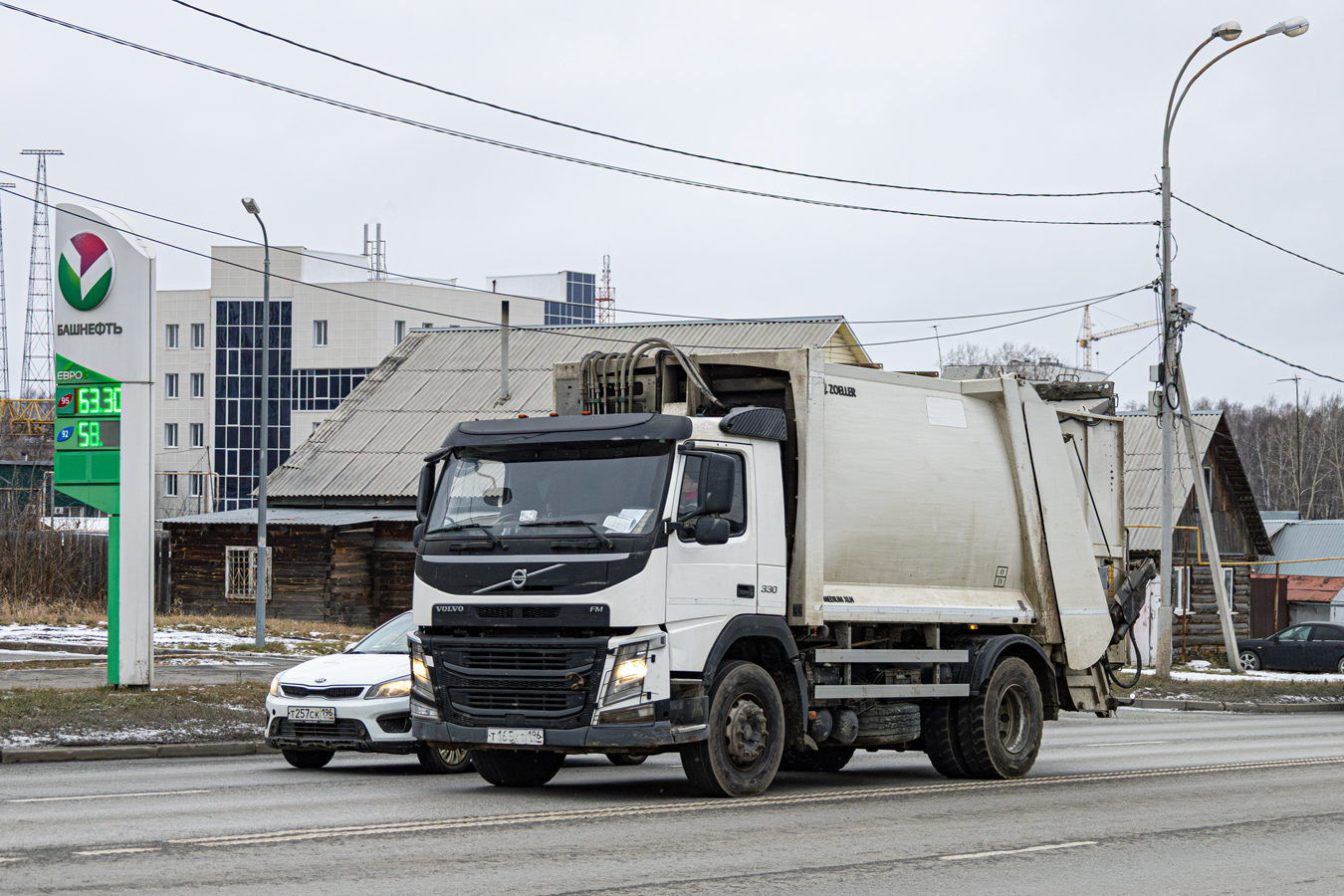 Свердловская область, № Т 165 КТ 196 — Volvo ('2013) FM.330 [X9P]