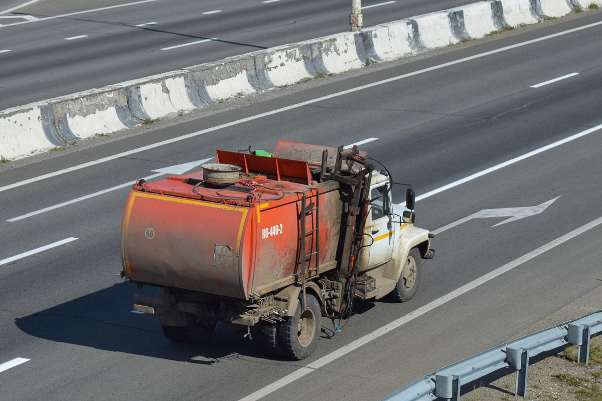 Алтайский край, № К 230 КУ 154 — ГАЗ-33098