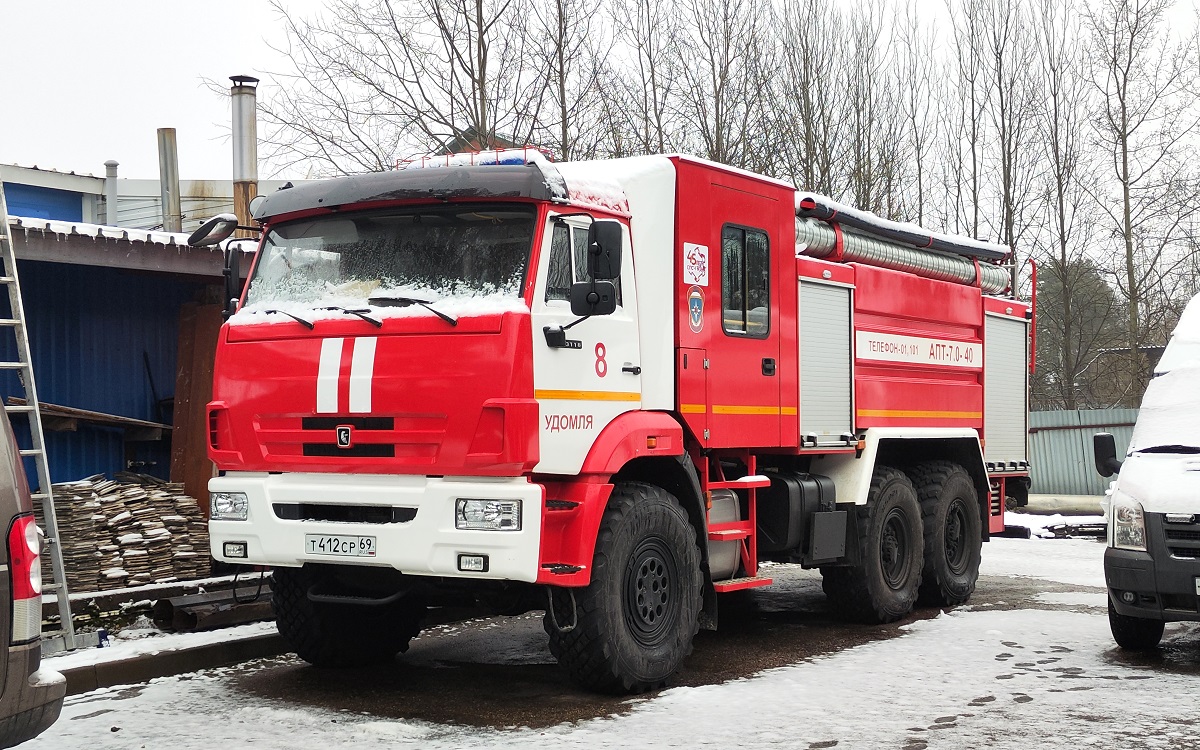 Тверская область, № Т 412 СР 69 — КамАЗ-43118-50