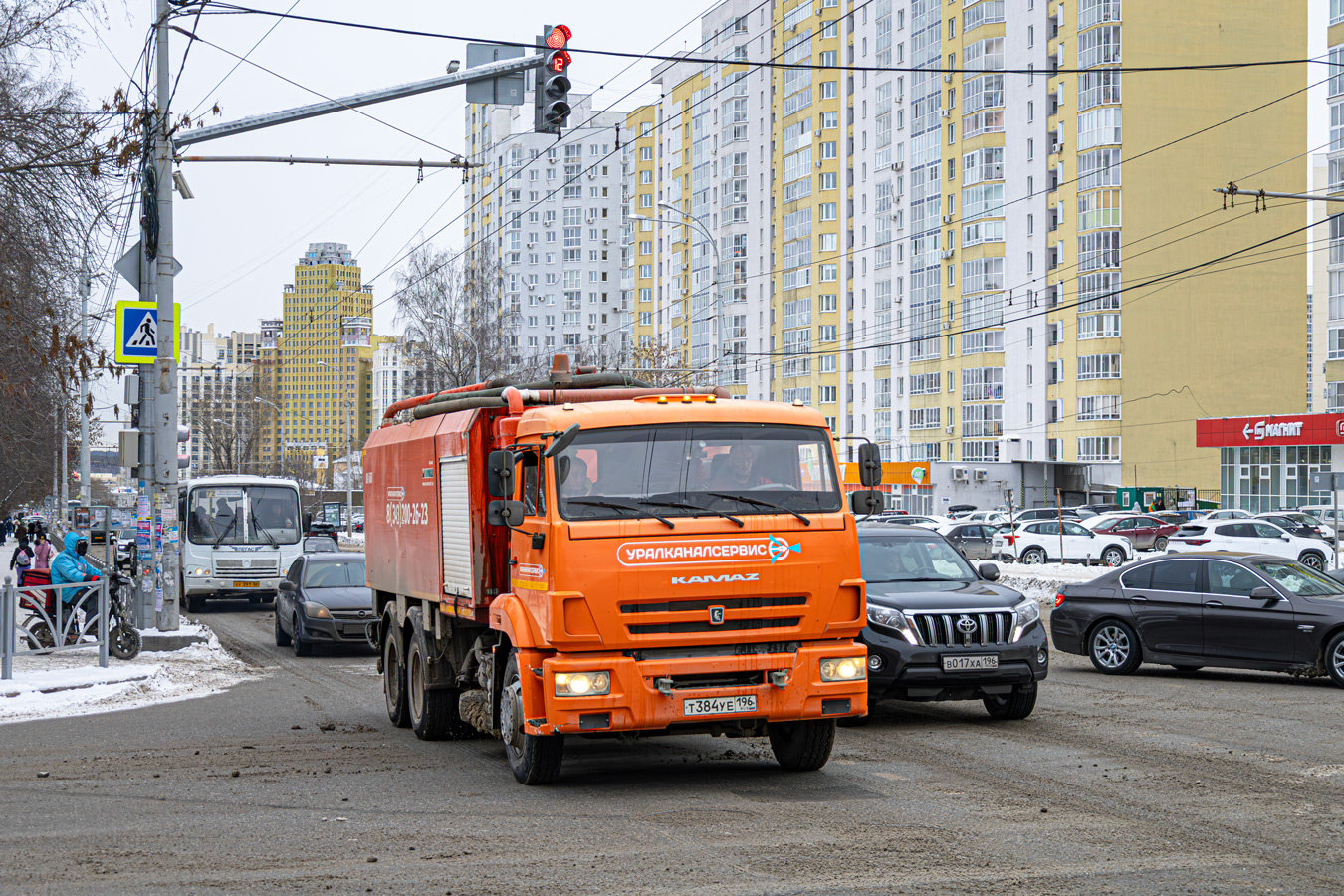 Свердловская область, № Т 384 УЕ 196 — КамАЗ-65115-42