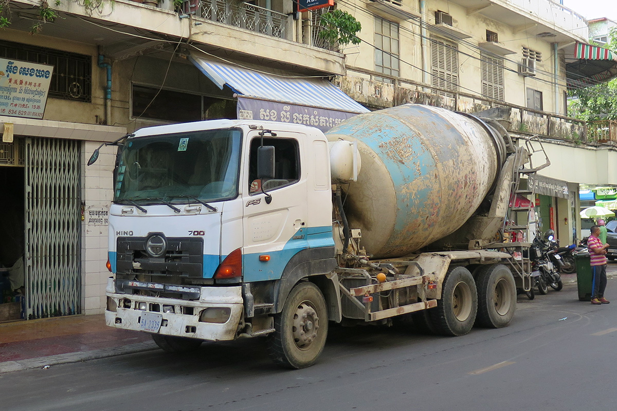 Камбоджа, № 5A-2335 — Hino 700