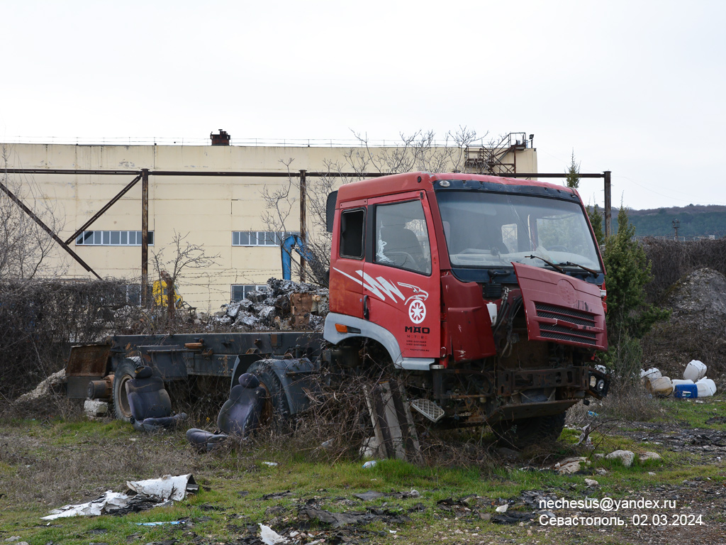 Севастополь, № (92) Б/Н 0044 — FAW J5 CA3312; Транспортные средства без номеров (Севастополь)