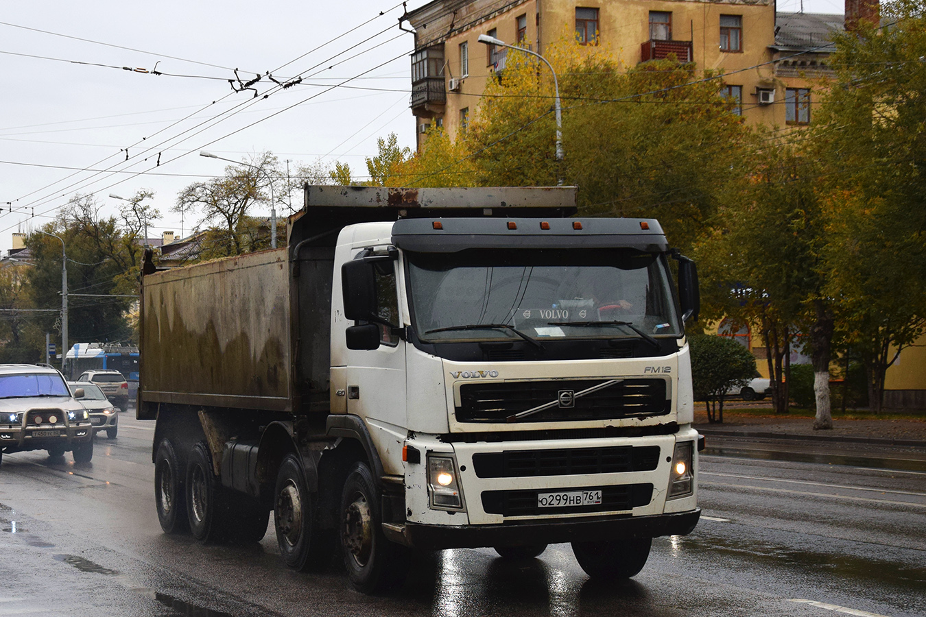 Волгоградская область, № О 299 НВ 761 — Volvo ('2002) FM12.420