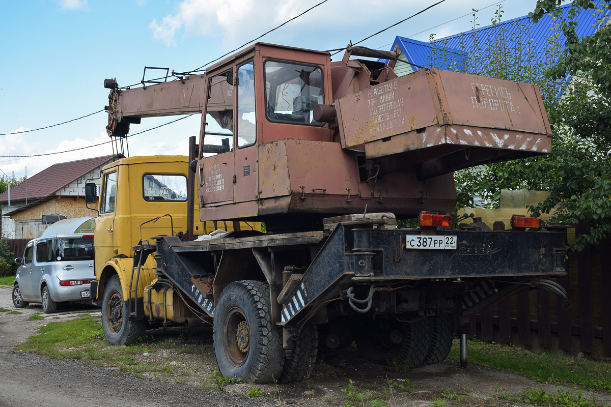 Алтайский край, № С 387 РР 22 — МАЗ-5337 [533700]