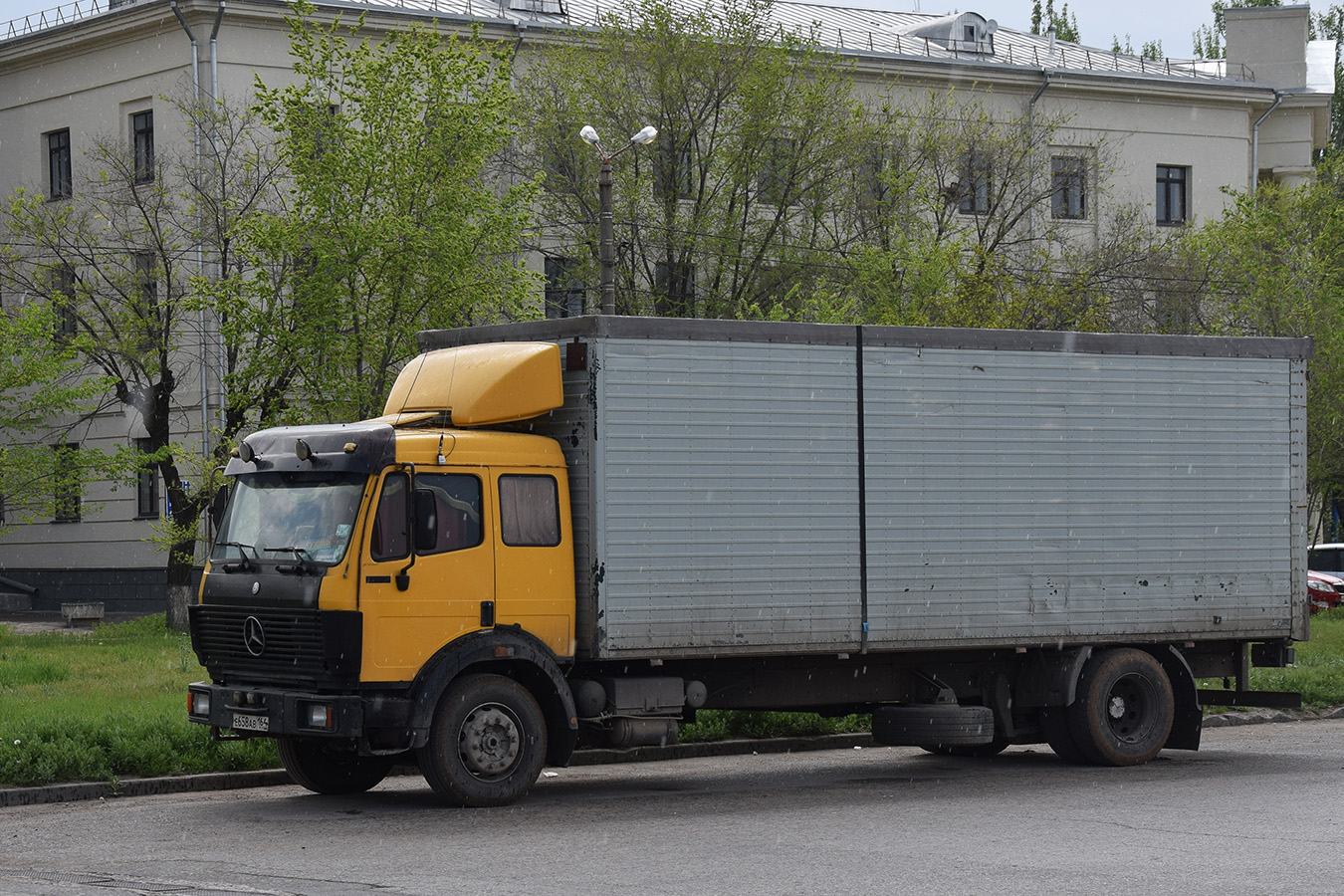 Саратовская область, № Е 658 АВ 164 — Mercedes-Benz MK (общ. мод.)