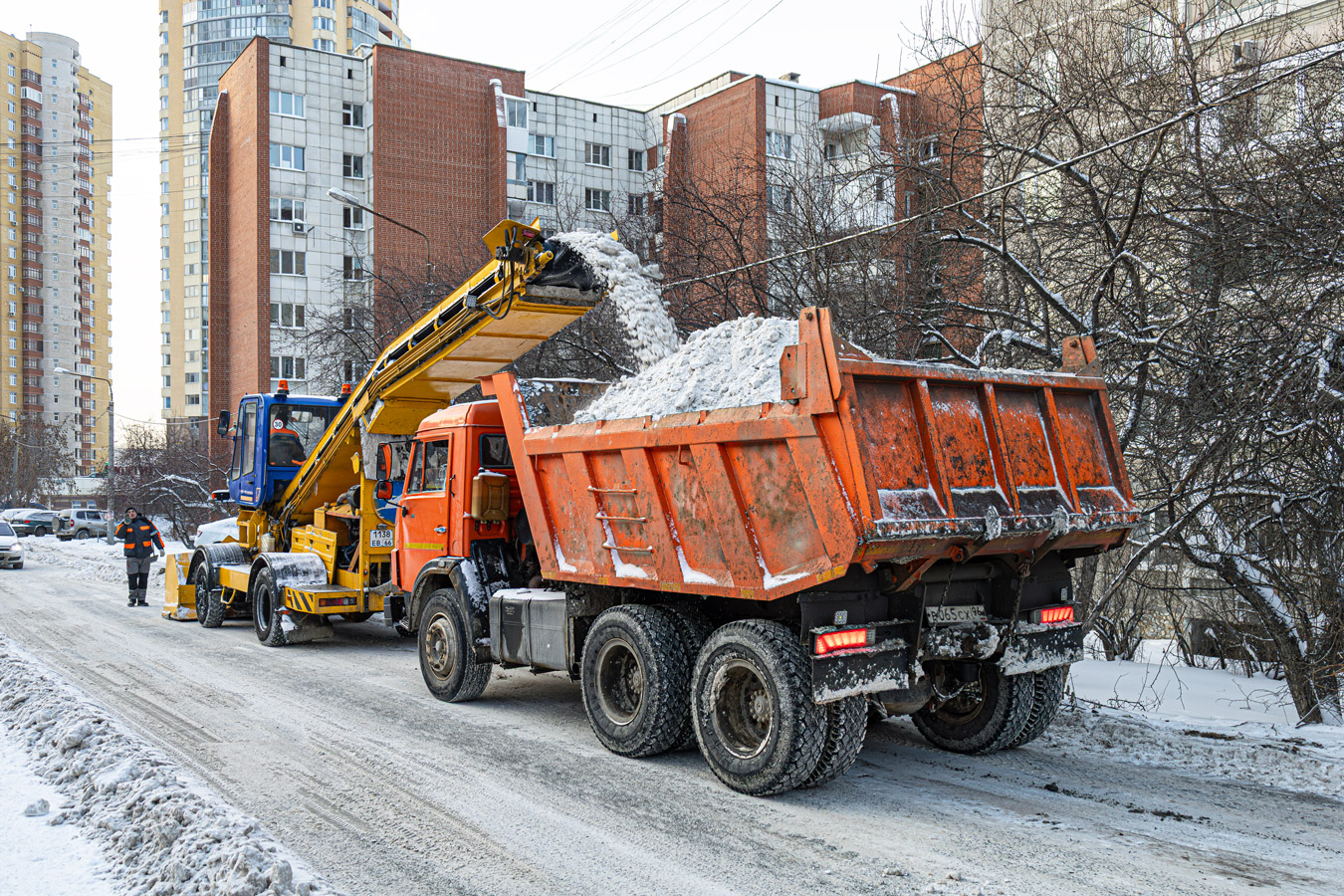 Свердловская область, № Р 065 СХ 96 — КамАЗ-65115-02 [65115C]