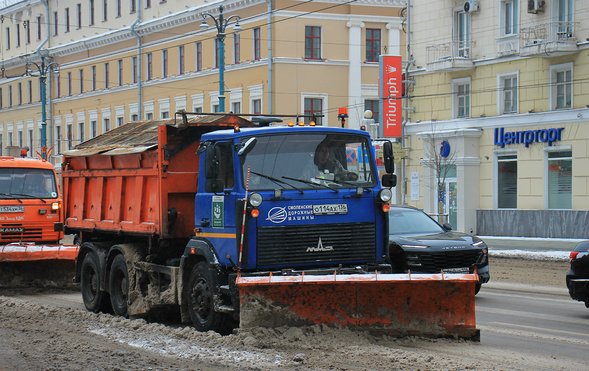 Воронежская область, № О 114 АХ 136 — МАЗ-5516W4