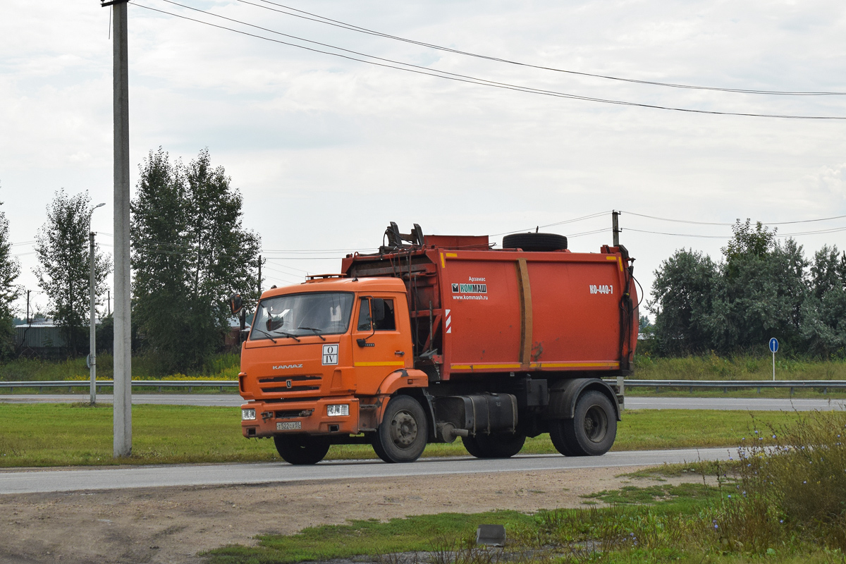 Алтайский край, № Т 522 СХ 55 — КамАЗ-43253-R4(28)