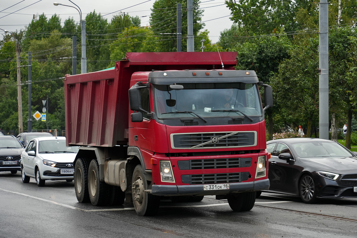 Санкт-Петербург, № С 331 ОК 98 — Volvo ('2002) FM12.400