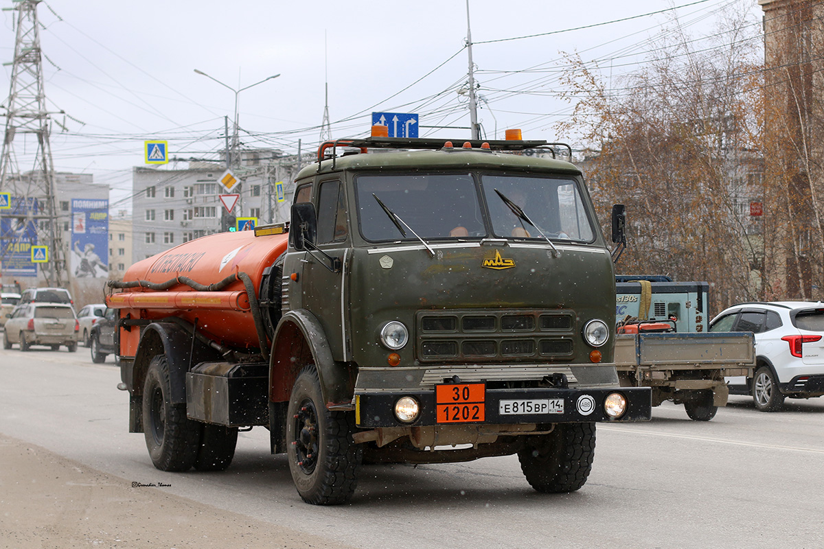 Саха (Якутия), № Е 815 ВР 14 — МАЗ-5334