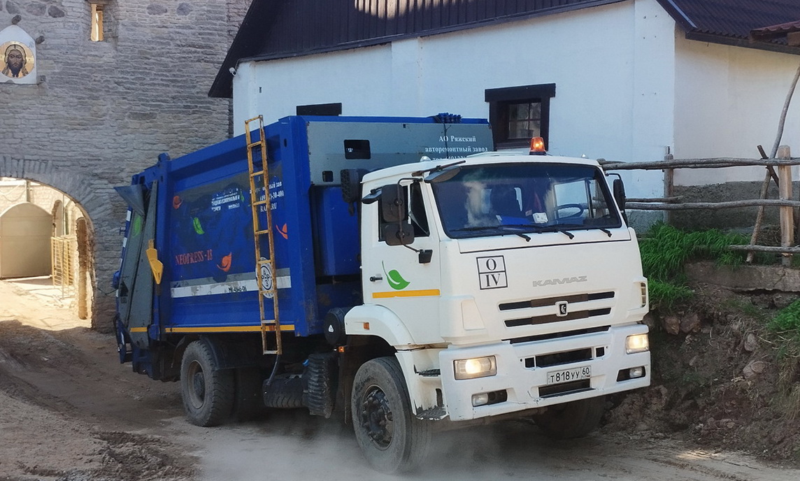 Псковская область, № Т 818 УУ 60 — КамАЗ-53605-A5(48)