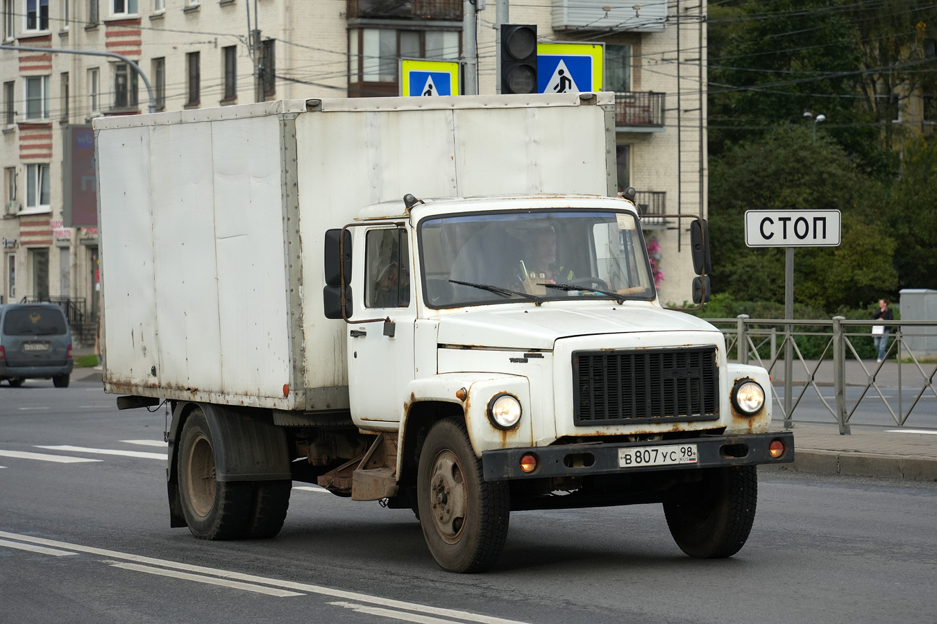 Санкт-Петербург, № В 807 УС 98 — ГАЗ-3309