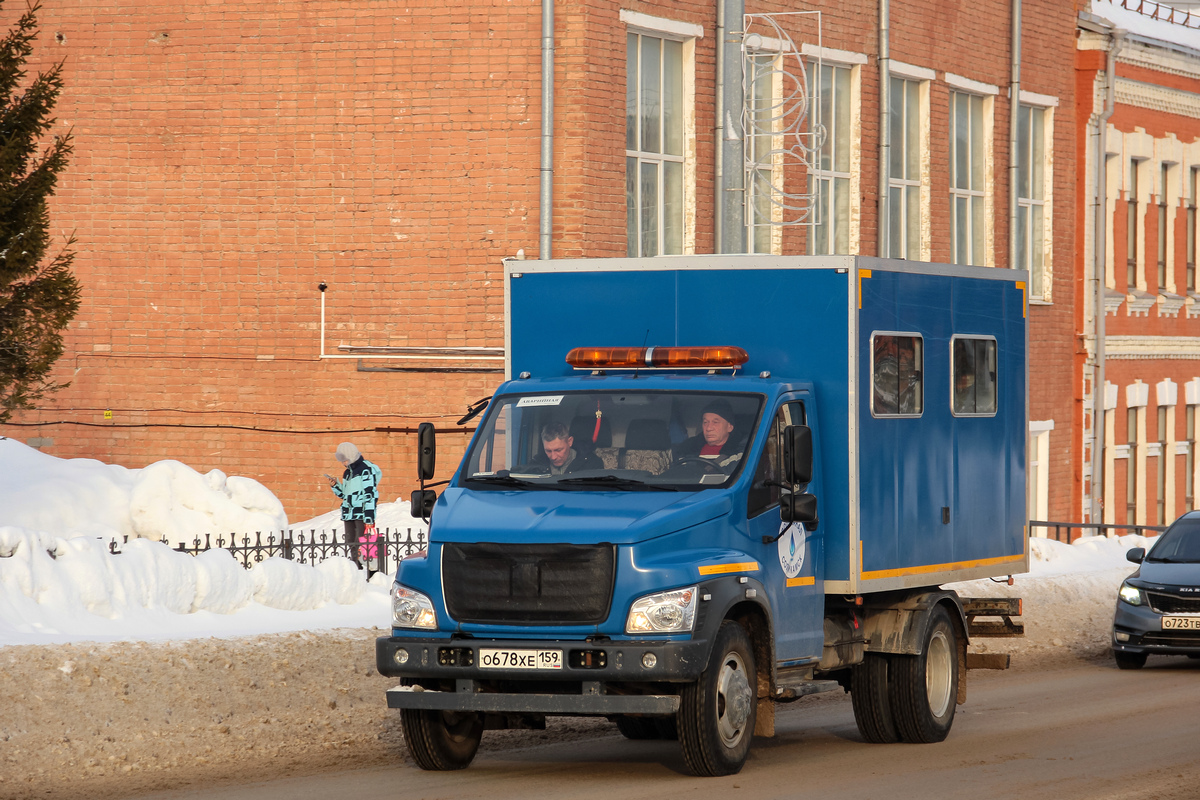 Пермский край, № О 678 ХЕ 159 — ГАЗ-C41R13