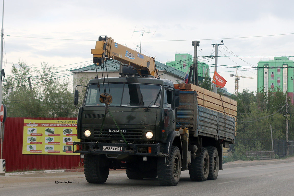Саха (Якутия), № О 985 АК 32 — КамАЗ (общая модель)