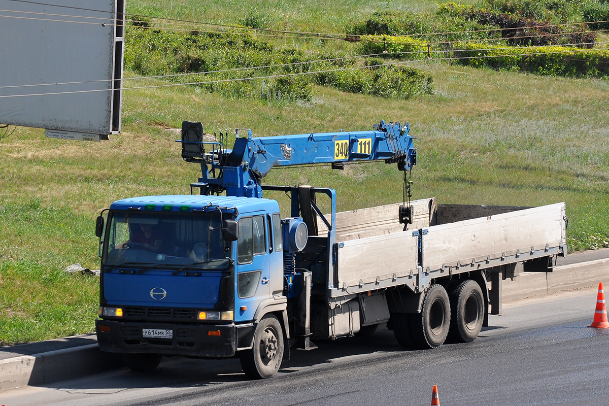 Омская область, № У 614 МК 55 — Hino Profia