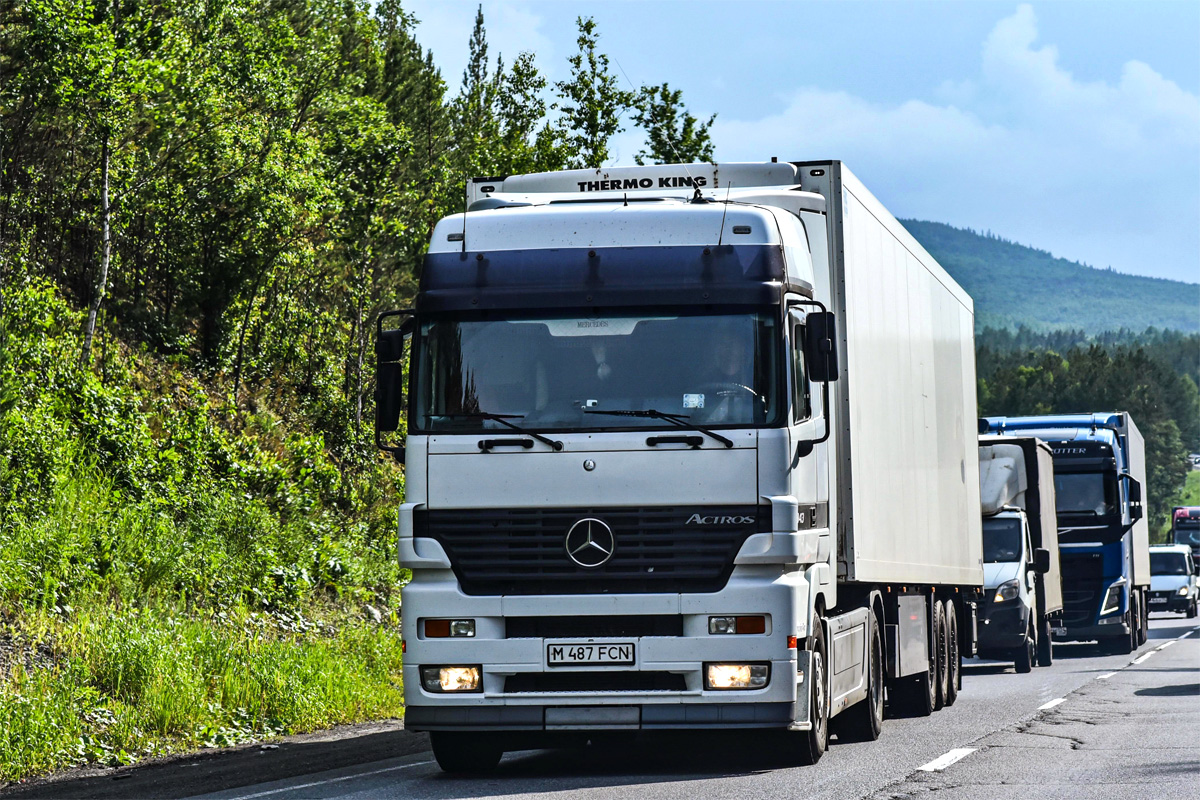 Карагандинская область, № M 487 FCN — Mercedes-Benz Actros ('1997) 1843