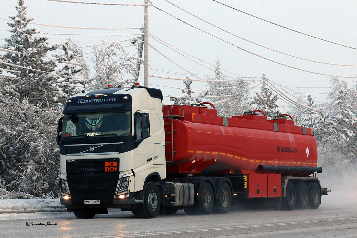 Саха (Якутия), № К 900 МО 14 — Volvo ('2012) FH.500