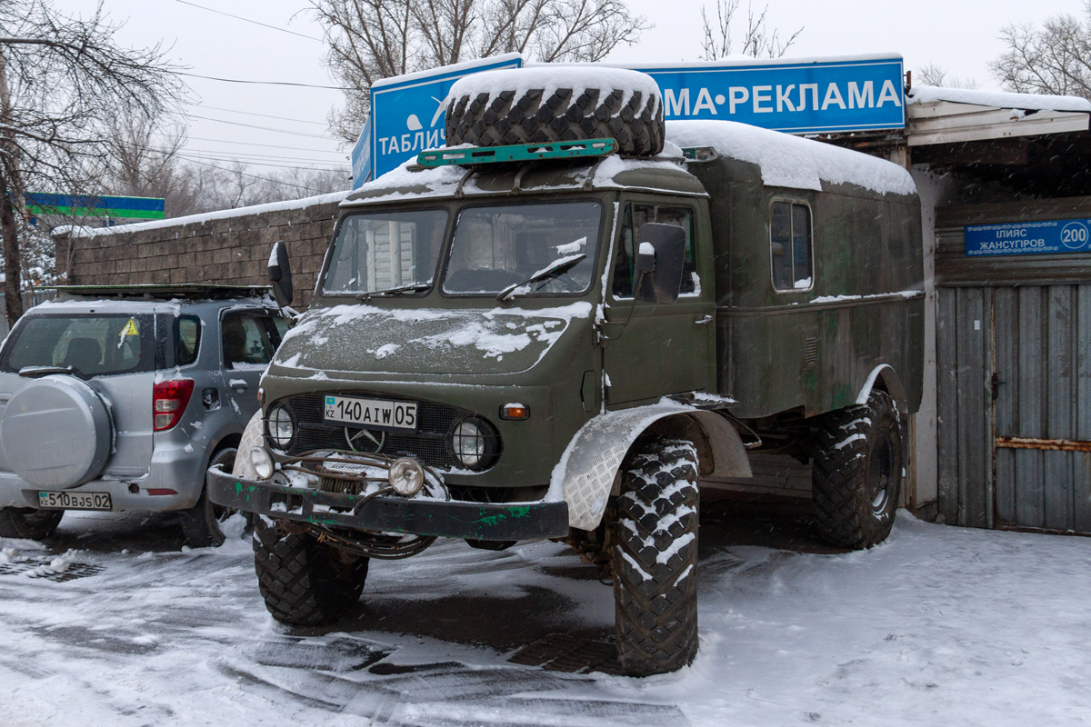 Алматинская область, № 140 AIW 05 — Mercedes-Benz Unimog (общ.м)