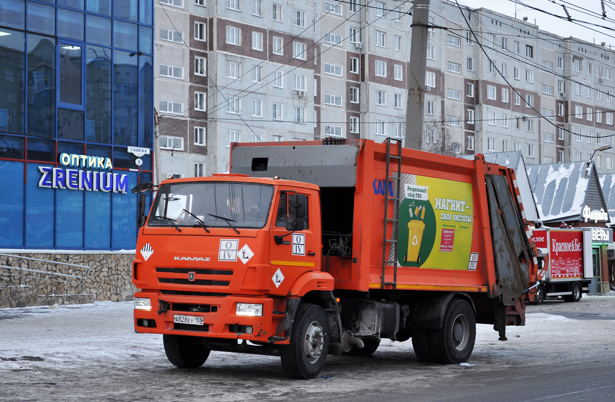 Омская область, № А 828 ЕУ 155 — КамАЗ-53605-A5(48)