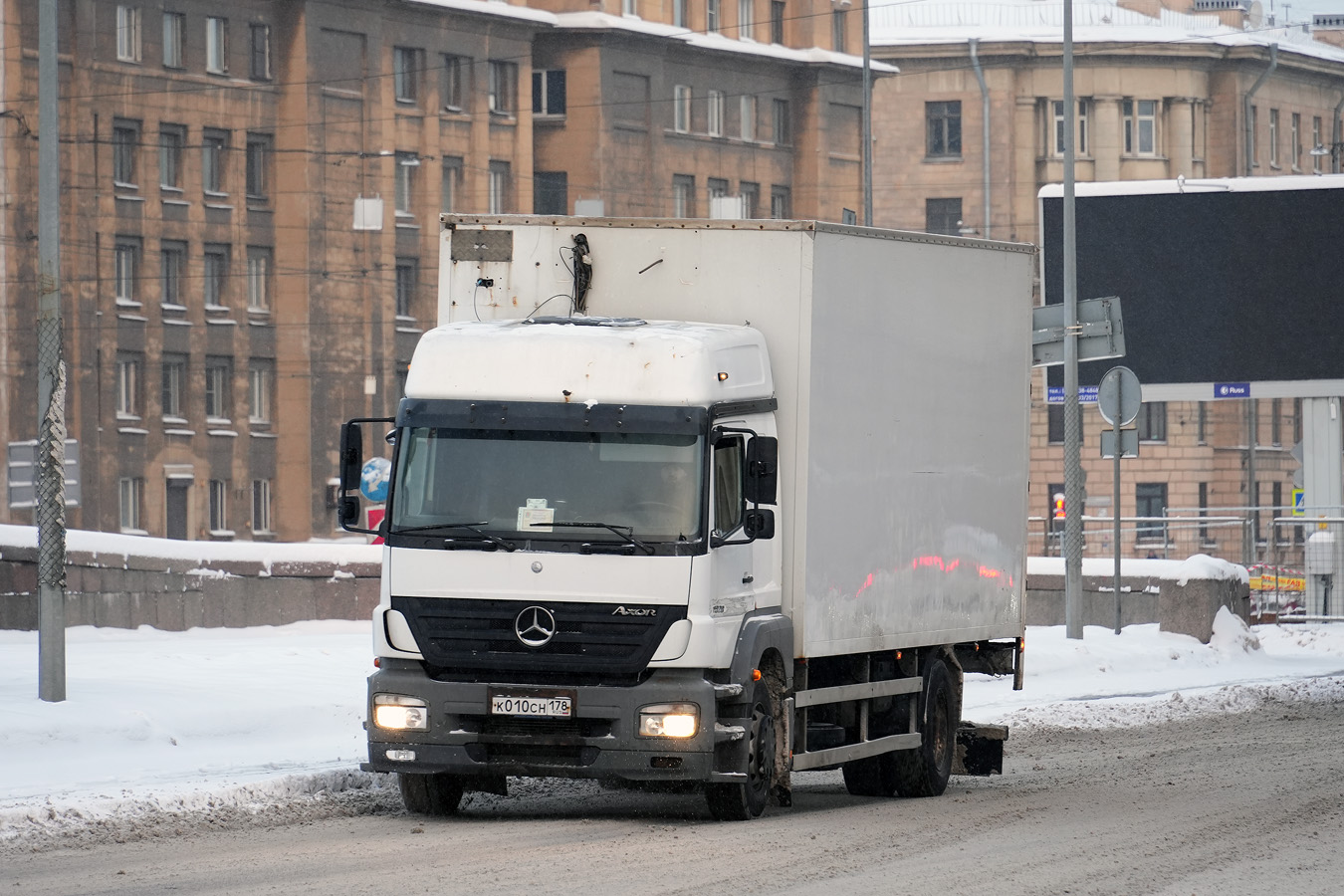 Санкт-Петербург, № К 010 СН 178 — Mercedes-Benz Axor 1828