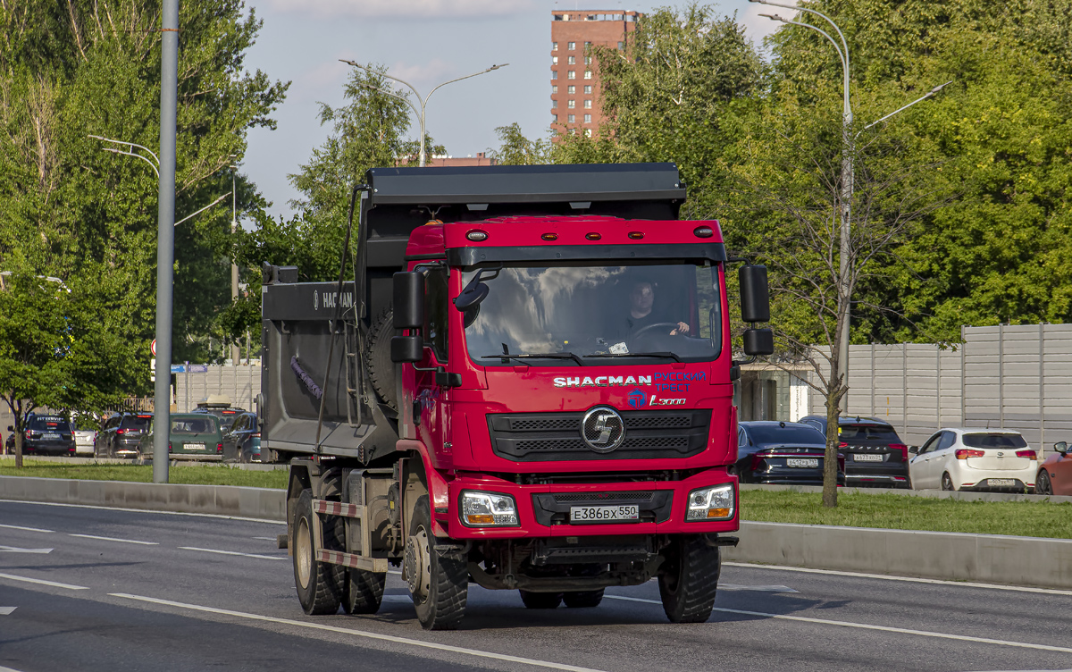 Москва, № Е 386 ВХ 550 — Shaanxi Shacman L3000 (общая модель)