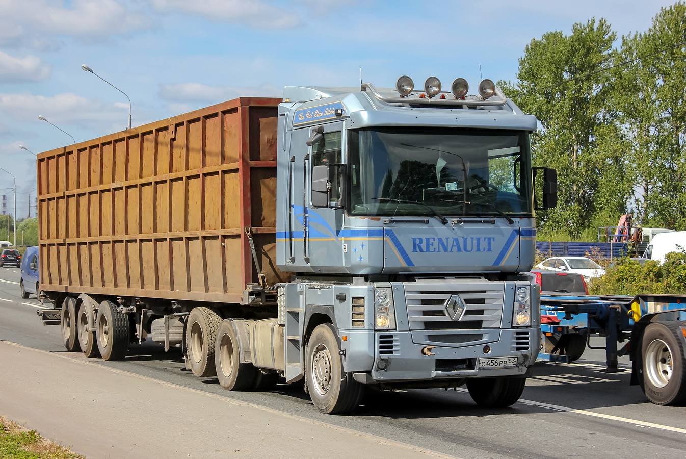 Новгородская область, № С 456 РВ 53 — Renault Magnum E-Tech ('2001)