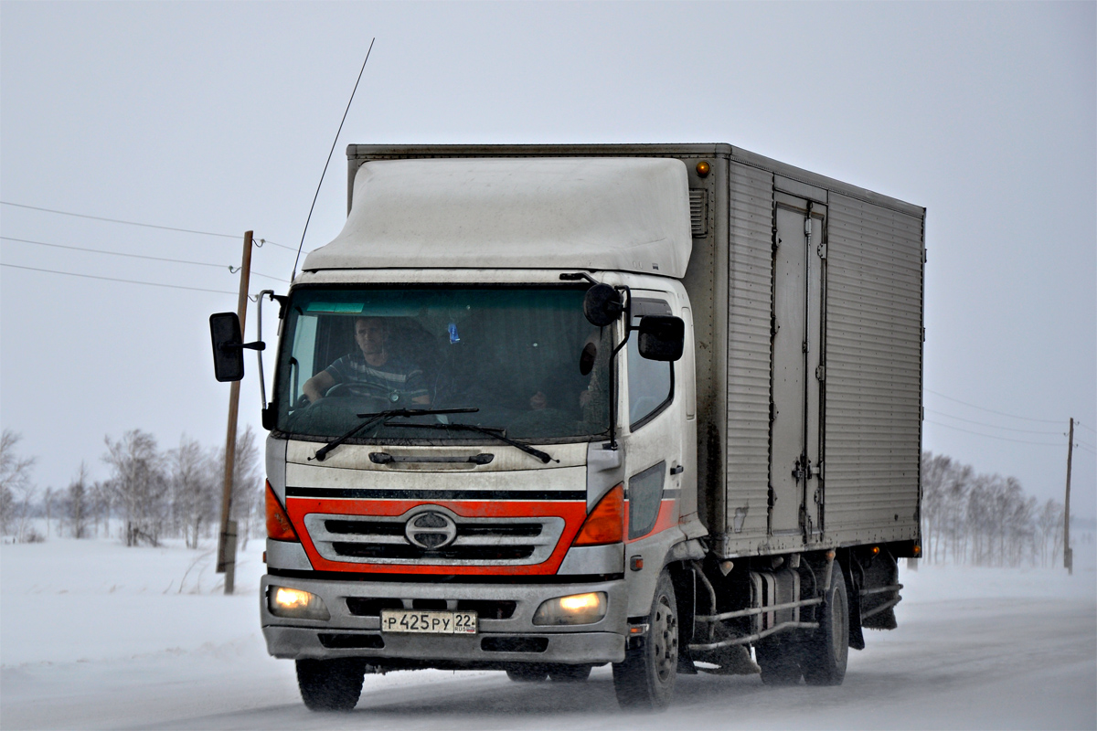 Алтайский край, № Р 425 РУ 22 — Hino Ranger