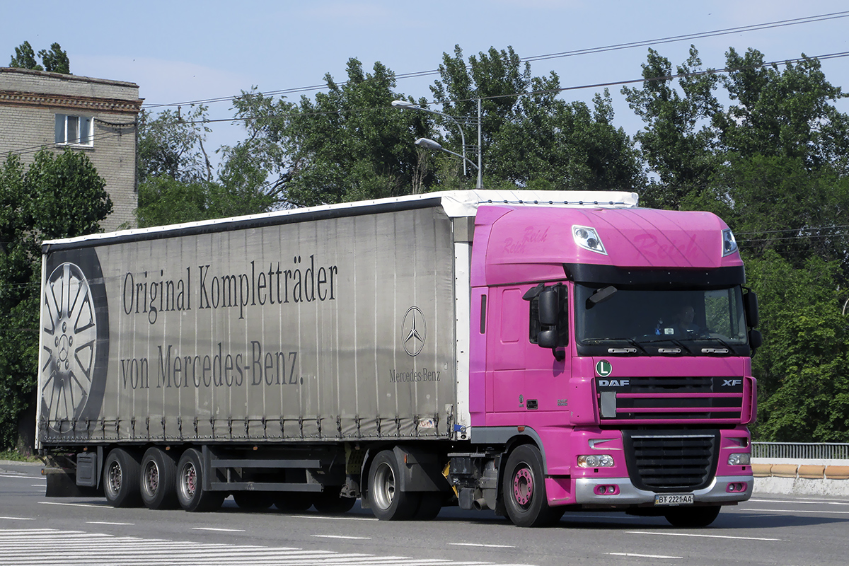 Херсонская область, № ВТ 2221 АА — DAF XF105 FT