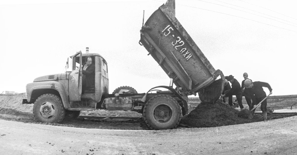 Архангельская область, № 15-32 АХИ — ЗИЛ-130Д1; Исторические фотографии (до 2000 года) (Архангельская область)