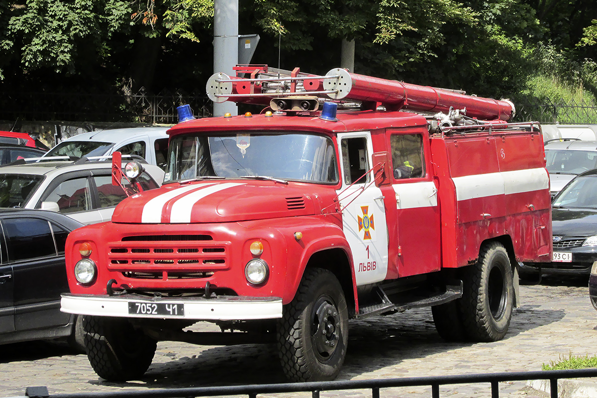Львовская область, № 7052 Ч1 — ЗИЛ-431412