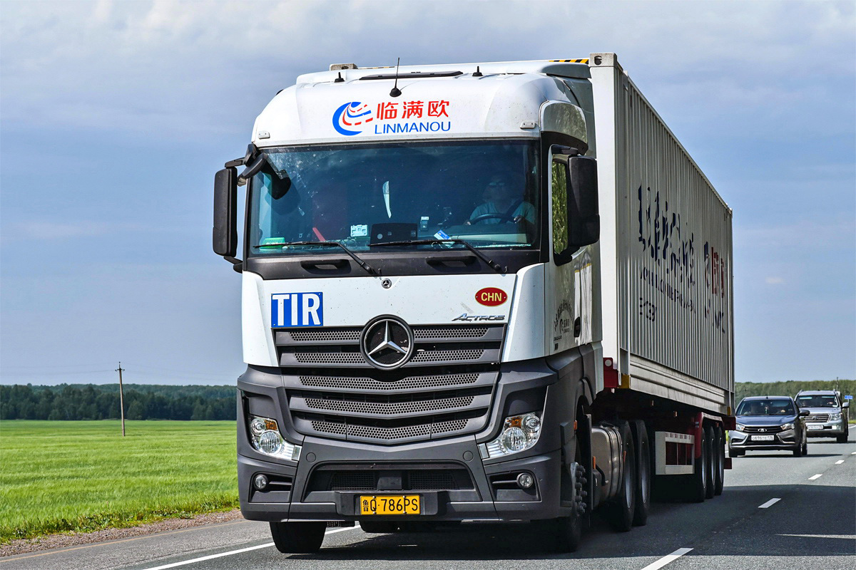 Китай, № 鲁Q-786PS — Mercedes-Benz Actros ('2022) [LRD]
