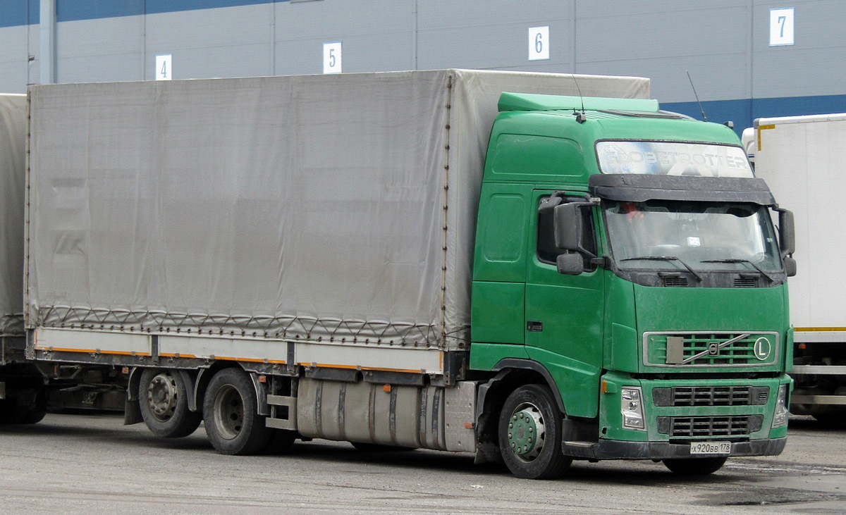 Санкт-Петербург, № Х 920 ВВ 178 — Volvo ('2002) FH12.440