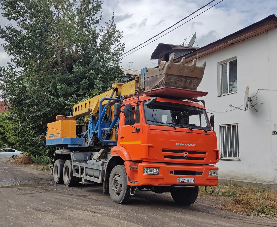 Восточно-Казахстанская область, № 621 AL 16 — КамАЗ-65111 (общая модель)