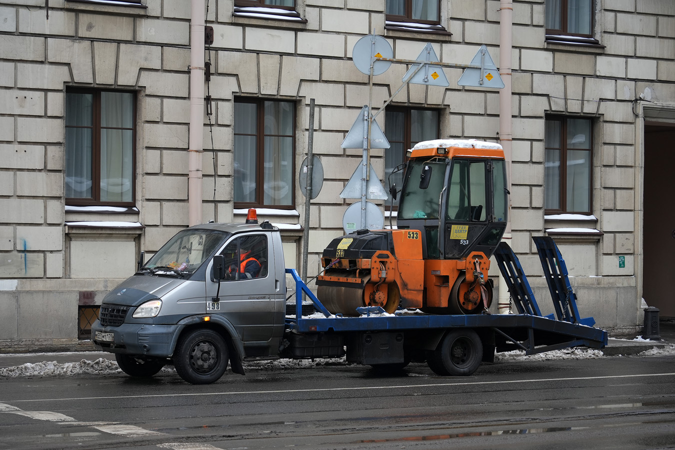 Санкт-Петербург, № 498 — ГАЗ-33104 "Валдай"; Санкт-Петербург, № 533 —  Модель неизвестна