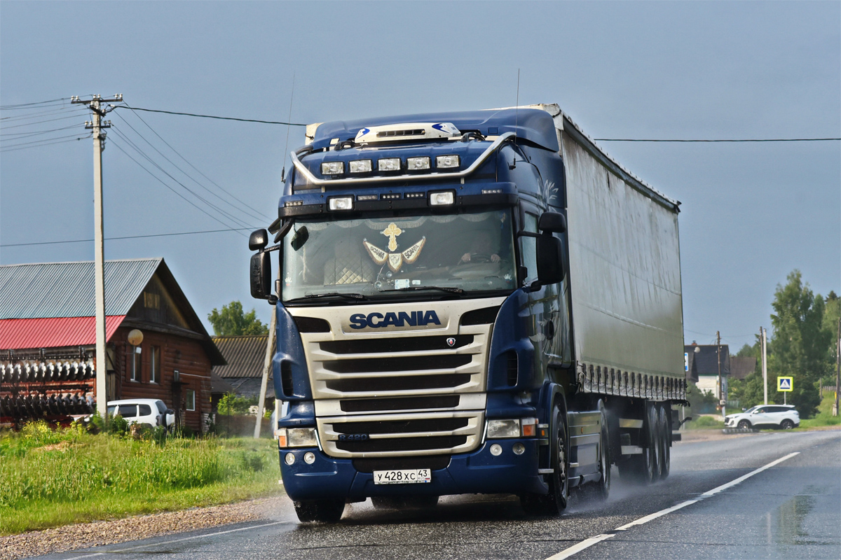 Кировская область, № У 428 ХС 43 — Scania ('2009) R420