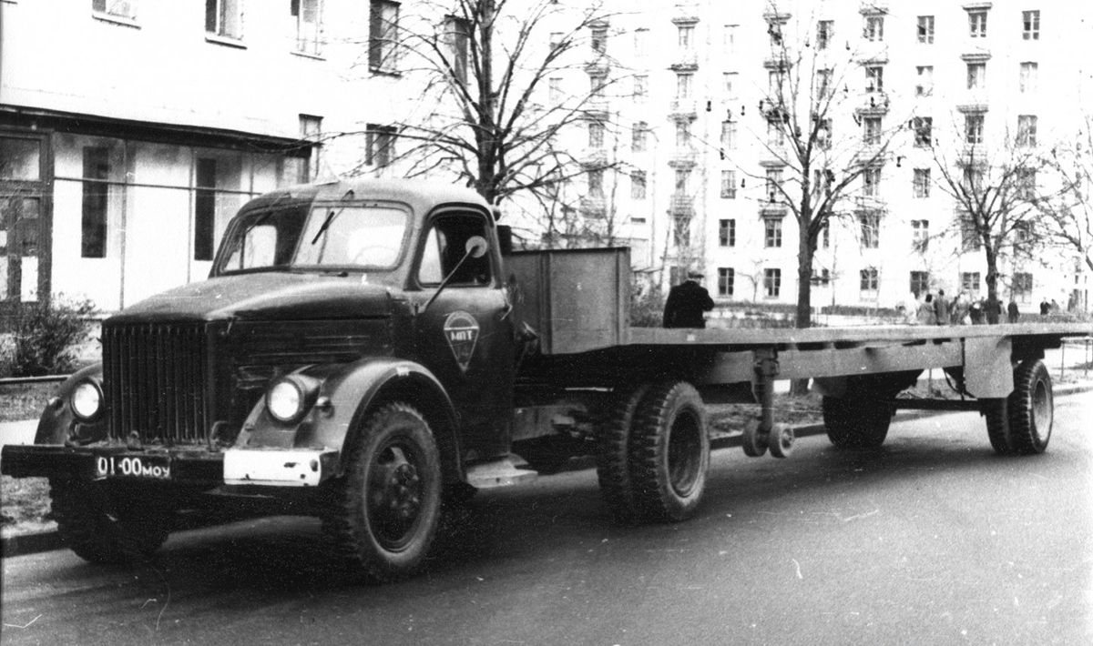 Москва, № 01-00 МОУ — ГАЗ-51П; Исторические фотографии (до 2000 года) (Москва)