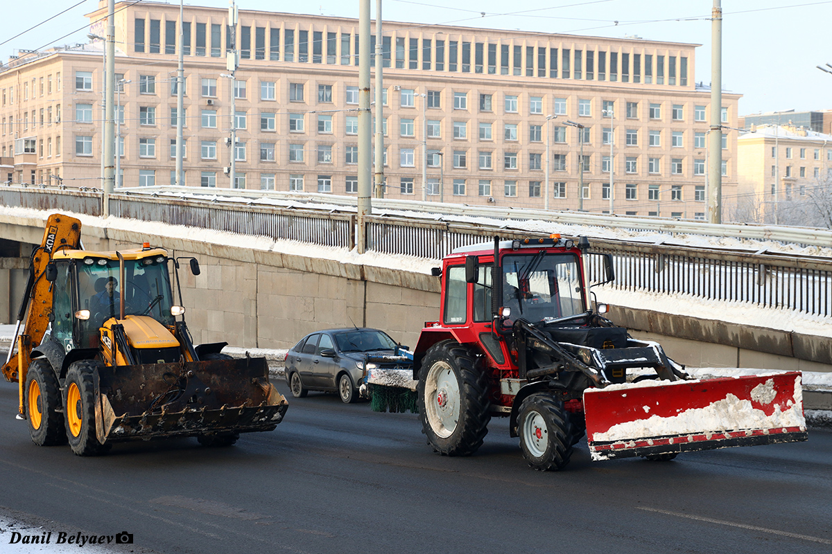 Санкт-Петербург, № 7820 РВ 78 — JCB 4CX; Санкт-Петербург, № 7578 СЕ 78 — Беларус-82.1