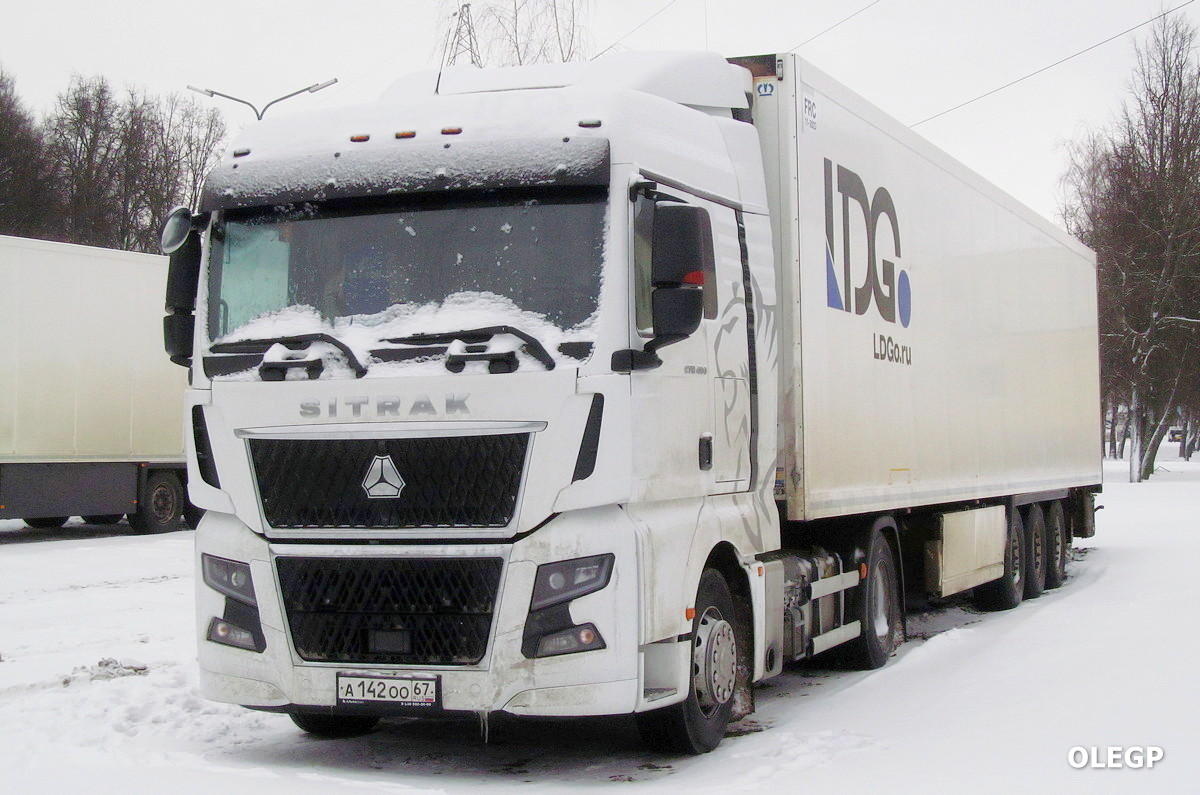 Смоленская область, № А 142 ОО 67 — Sitrak C7H ZZ4186 MAX