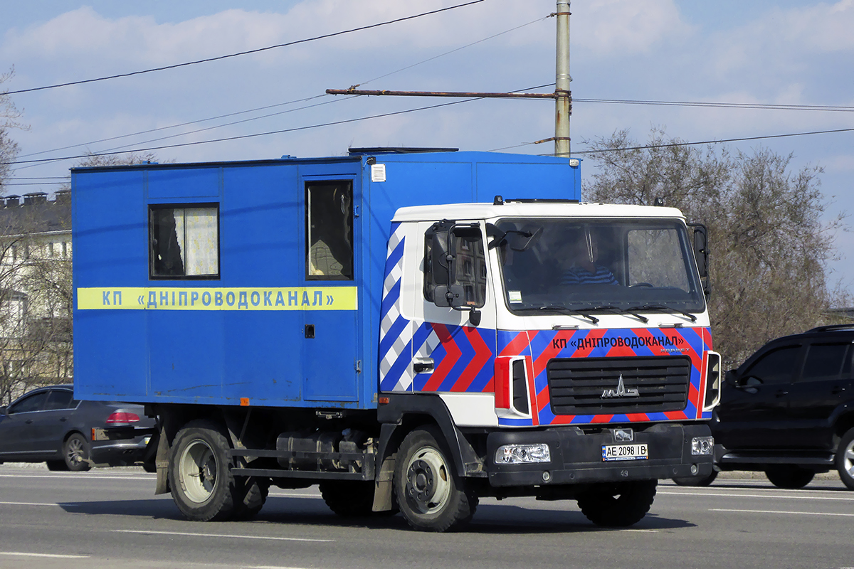 Днепропетровская область, № АЕ 2098 ІВ — МАЗ-4371N2