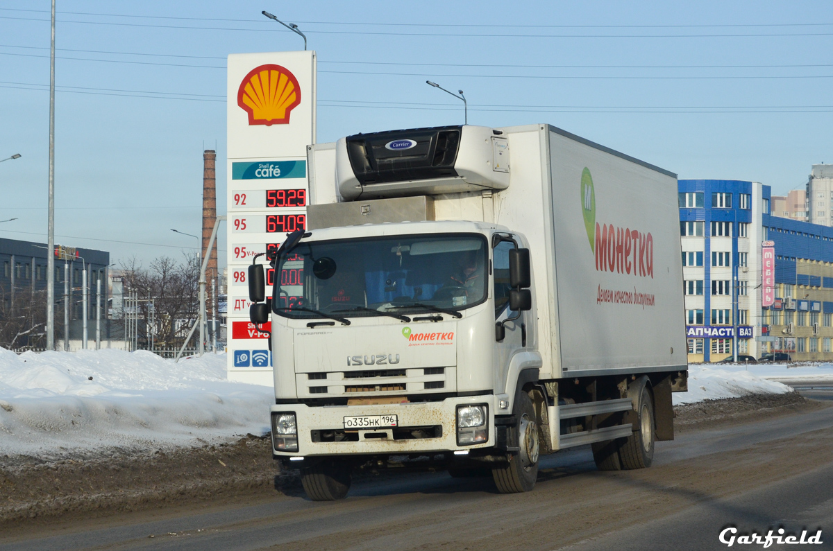 Кемеровская область, № О 335 НК 196 — Isuzu Forward FVR