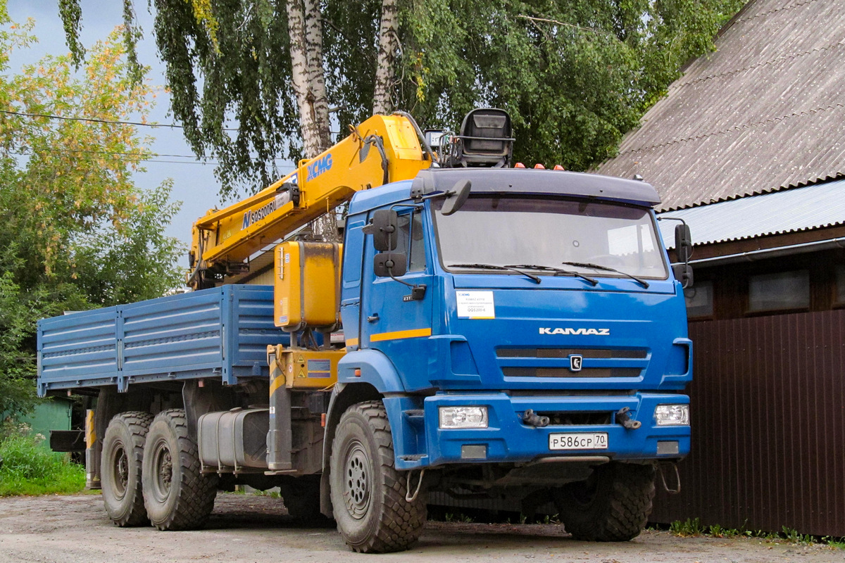 Томская область, № Р 586 СР 70 — КамАЗ-43118 [X8V]