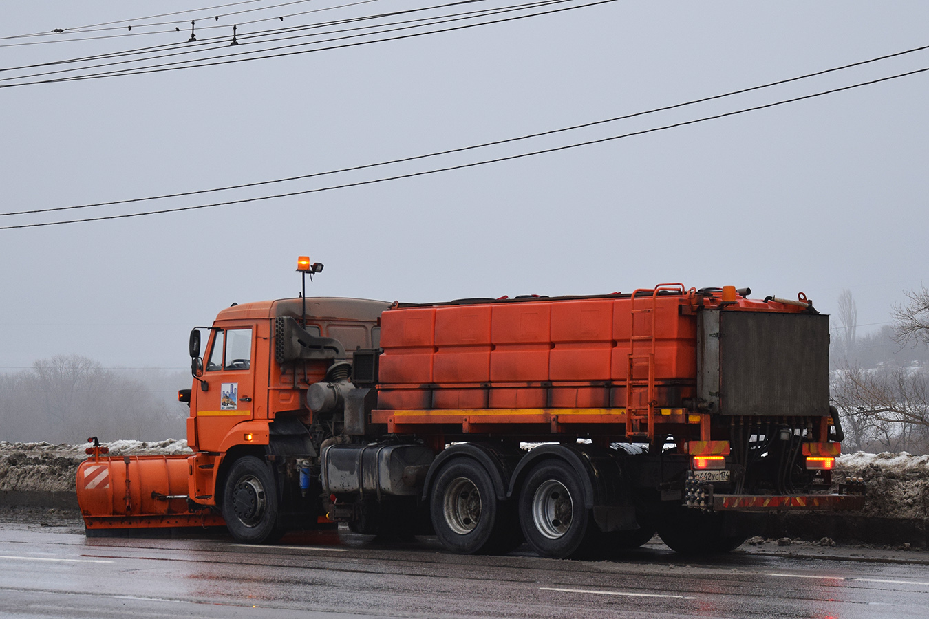Волгоградская область, № В 442 УС 134 — КамАЗ-65115-42
