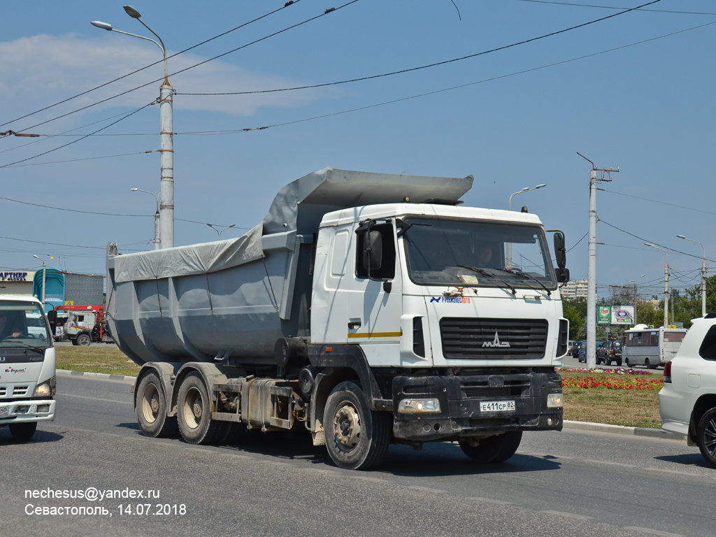 Крым, № Е 411 СР 82 — МАЗ-6501B9