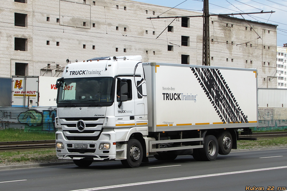 Алтайский край, № У 134 РВ 750 — Mercedes-Benz Actros ('2009) 2544