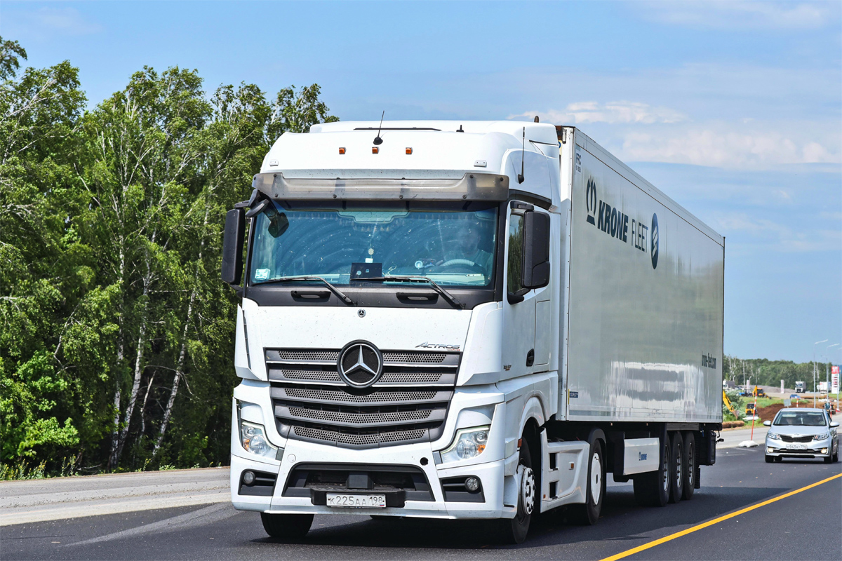 Санкт-Петербург, № К 225 АА 198 — Mercedes-Benz Actros ('2018) 1845