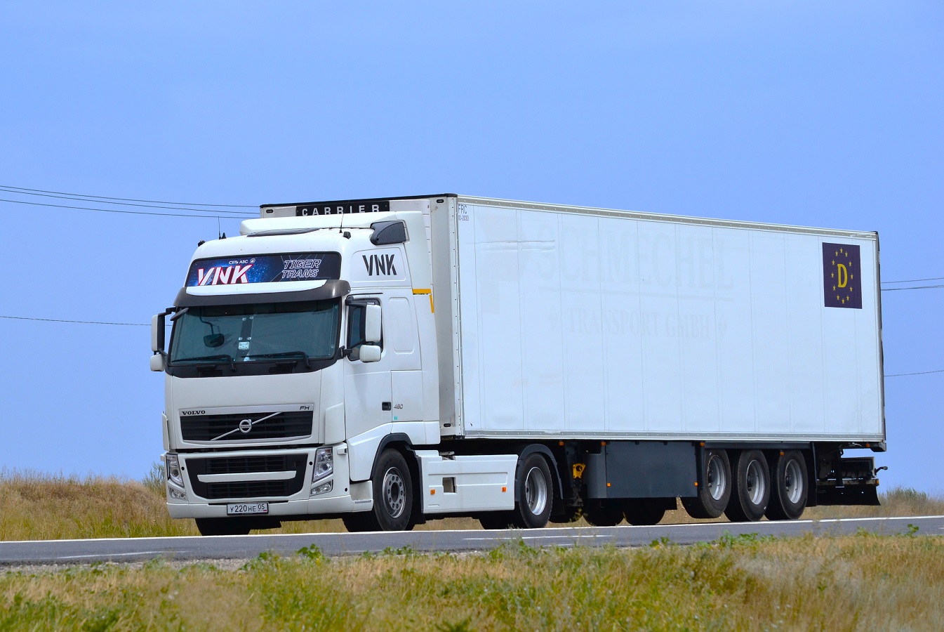 Дагестан, № У 220 НЕ 05 — Volvo ('2008) FH.460